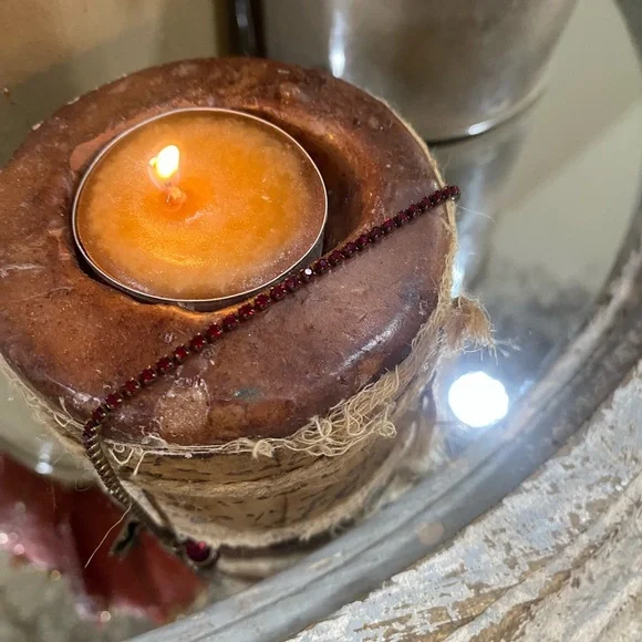 Vintage Liz Palacios Dainty Gold Tone Bracelet - Picture 9 of 16